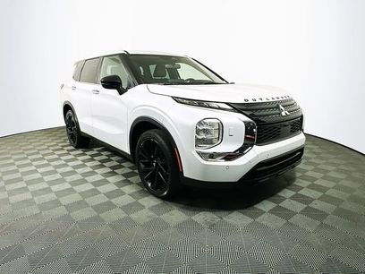 Used 2023 Mitsubishi Outlander SE Black Edition