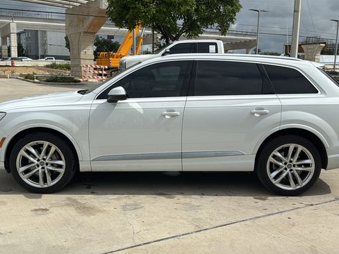 Used 2018 Audi Q7 3.0T Prestige w/ Prestige Package AWD/4WD image 4
