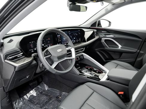 New 2025 Audi Q5 Premium Plus image 7
