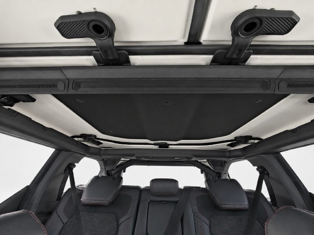 New 2026 Ford Bronco Raptor AWD/4WD image 21