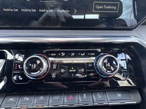 Used 2023 GMC Sierra 1500 Denali w/ Technology Package image 25