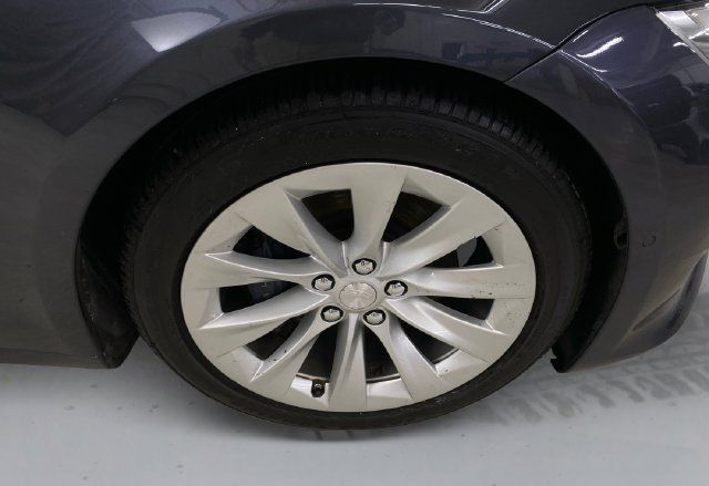 Used 2016 Tesla Model S 75D AWD/4WD image 17