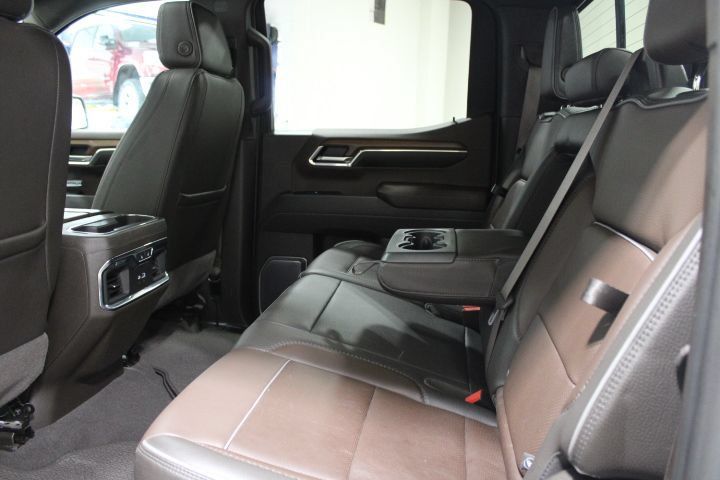 Used 2023 GMC Sierra 1500 Denali w/ Denali Reserve Package AWD/4WD image 26