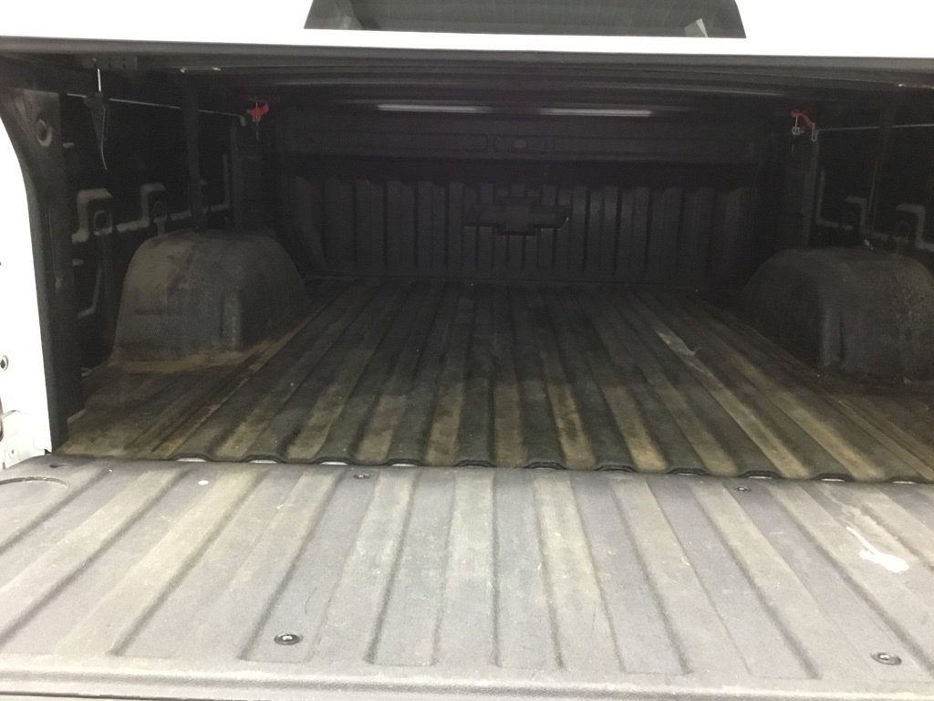Used 2021 Chevrolet Silverado 1500 LT w/ Bed Protection Package AWD/4WD image 17