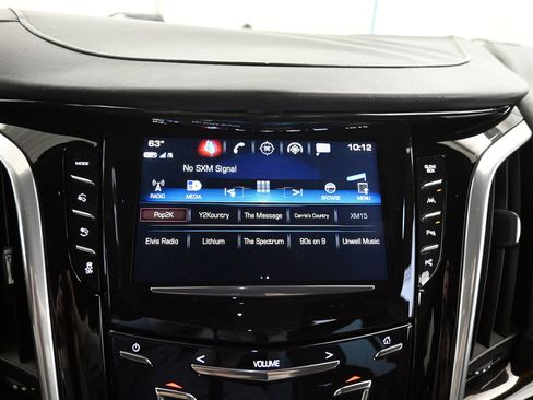 Used 2020 Cadillac Escalade ESV Platinum image 10