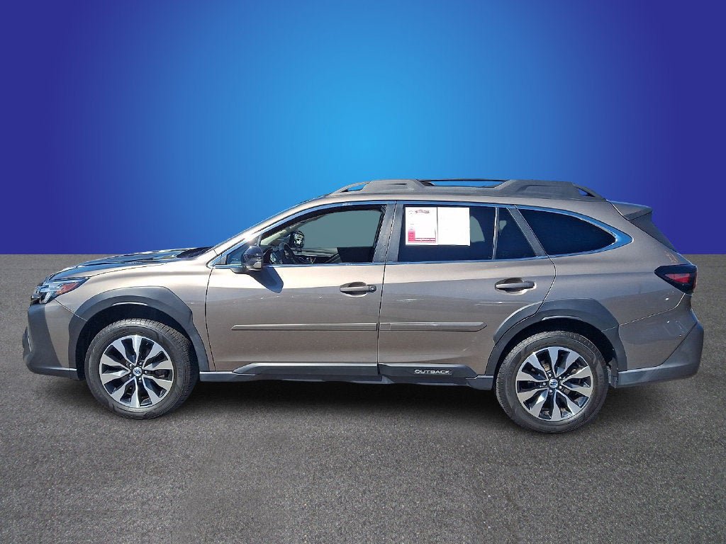 Used 2023 Subaru Outback Limited AWD/4WD image 7