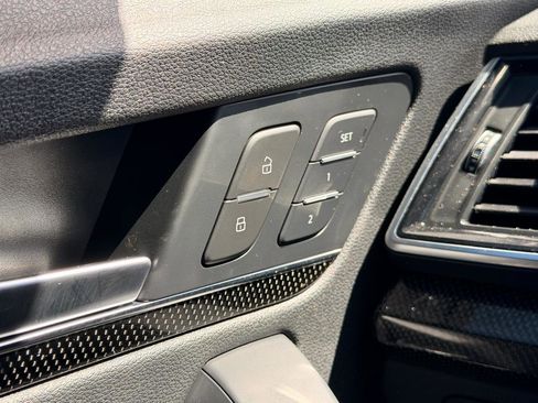 Used 2021 Audi SQ5 Premium Plus w/ Premium Plus Package image 36