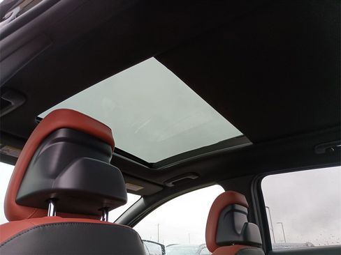 New 2026 Kia Sportage SX image 28