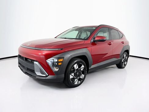 Used 2025 Hyundai Kona SEL FWD image 3