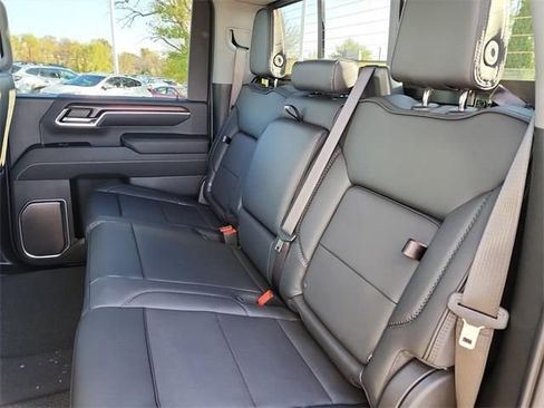 New 2026 GMC Sierra 2500 Denali w/ Denali Reserve Package AWD/4WD image 20