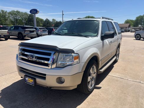 Used 2009 Ford Expedition Eddie Bauer AWD/4WD image 8