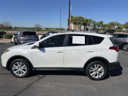 Used 2014 Toyota RAV4 Limited FWD image 2