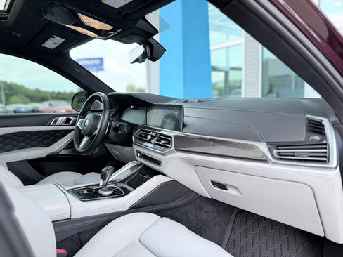 Used 2020 BMW X6 M Competition AWD/4WD image 40