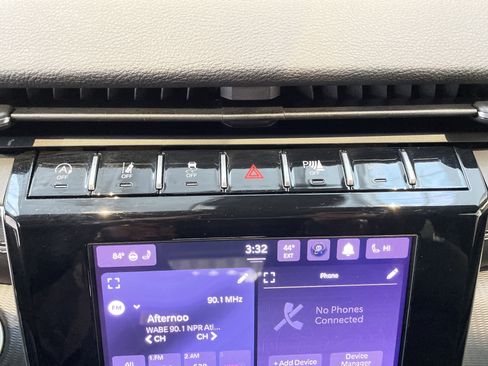 Used 2025 Jeep Grand Cherokee Laredo X w/ Luxury Tech Group I image 30