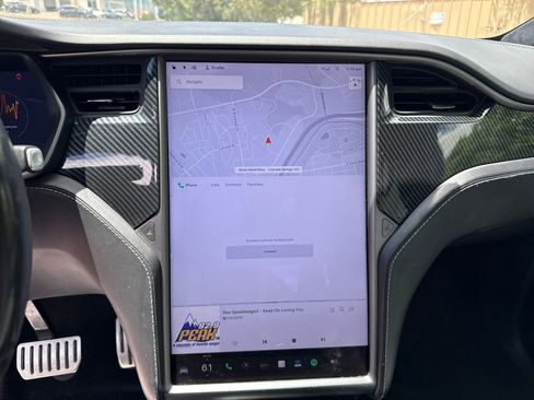 Used 2020 Tesla Model X Performance AWD/4WD image 17