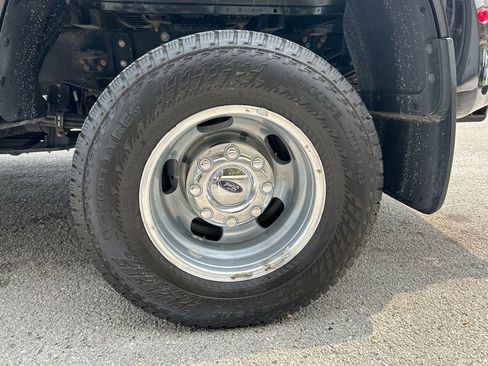Used 2023 Ford F350 Lariat w/ Lariat Ultimate Package AWD/4WD image 18