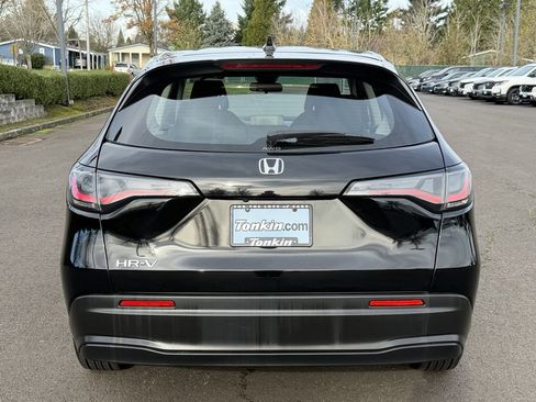 Certified 2023 Honda HR-V LX image 7