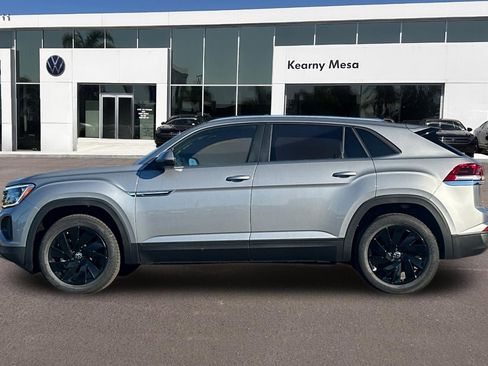 New 2026 Volkswagen Atlas Cross Sport SE image 7