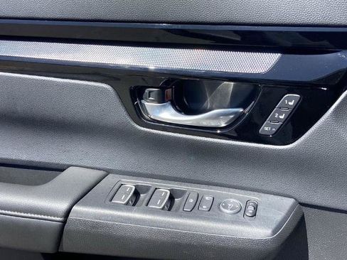 Used 2025 Honda CR-V EX-L image 19