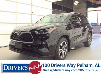 Used 2022 Toyota Highlander XLE
