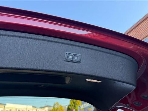 Used 2018 Audi SQ5 Prestige w/ Prestige Package AWD/4WD image 9