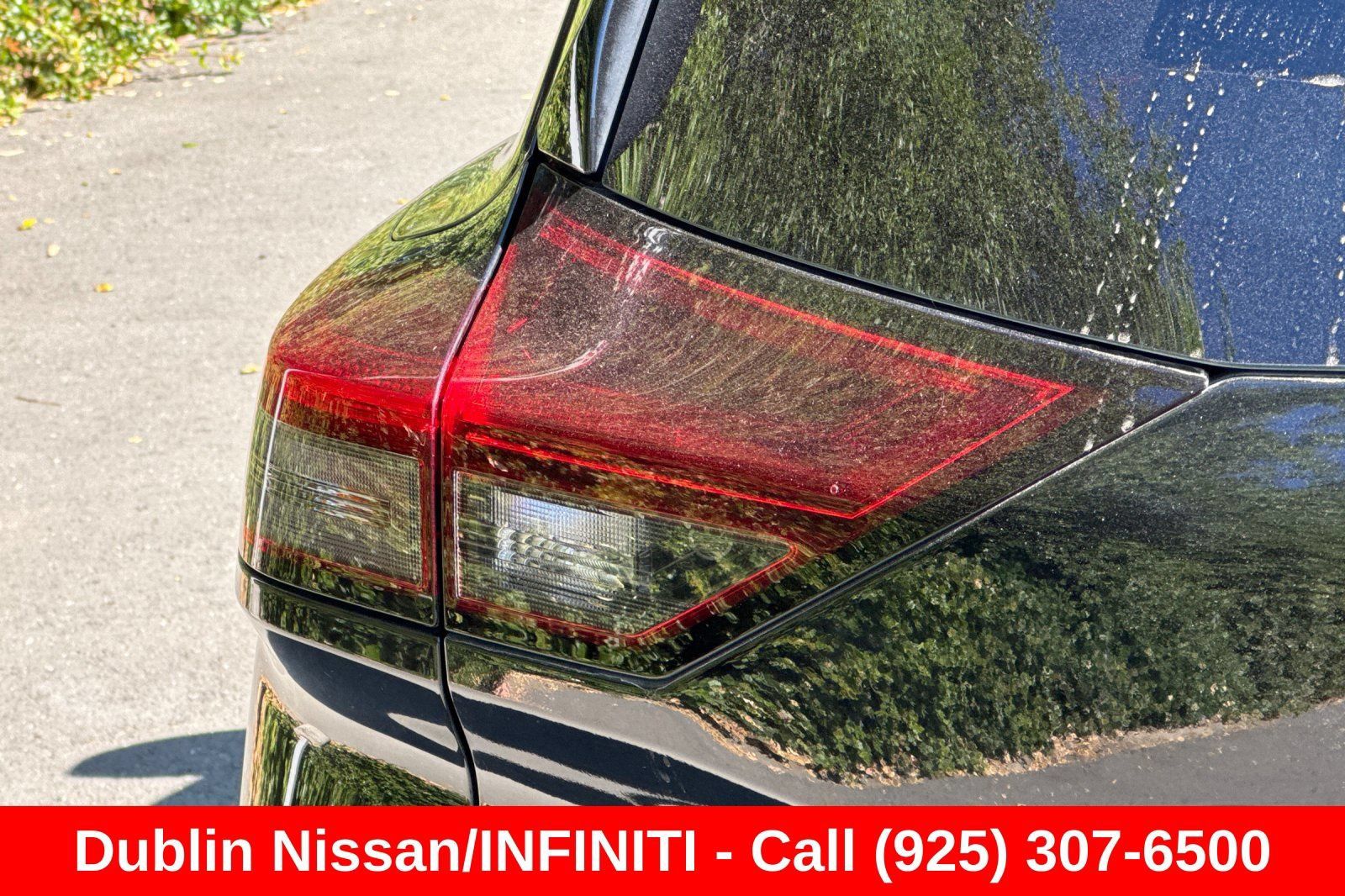 Used 2024 Nissan Rogue SL AWD/4WD image 49