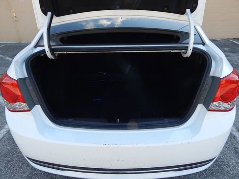 Used 2013 Chevrolet Cruze LT w/ RS Package image 27