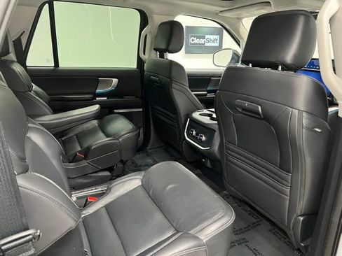 Used 2025 Ford Expedition Max Platinum image 53