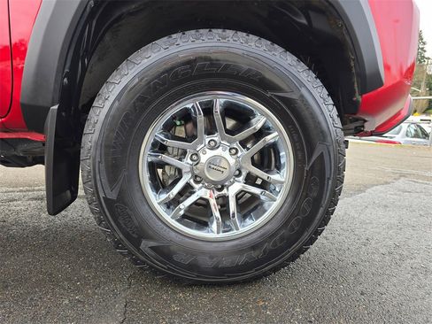 Certified 2021 Toyota Tacoma TRD Off-Road image 9