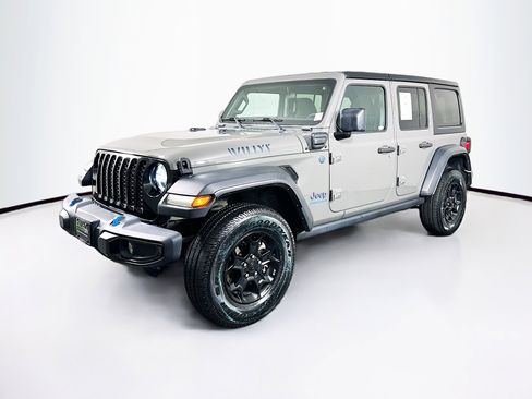 Used 2023 Jeep Wrangler Unlimited w/ Cold Weather Group image 3
