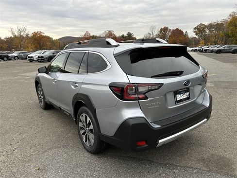 New 2025 Subaru Outback Touring XT image 6