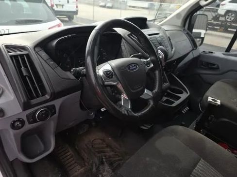 Used 2018 Ford Transit 250 148 Medium Roof w/ Exterior Upgrade Package RWD image 9