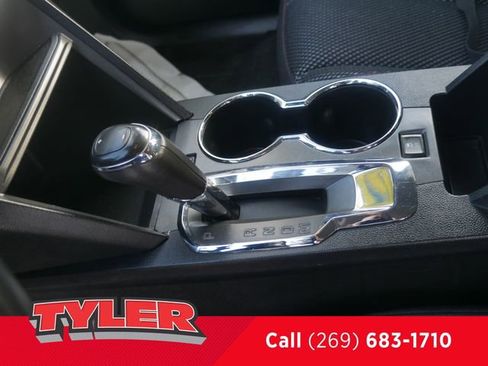 Used 2016 Chevrolet Equinox LT w/ Convenience Package image 38