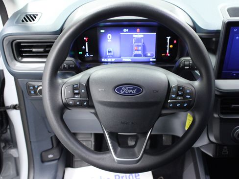 New 2025 Ford Maverick XL w/ Equipment Group 101A image 17