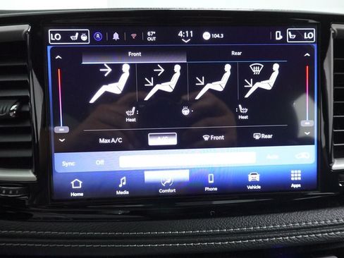 New 2027 Chrysler Pacifica Select FWD image 16