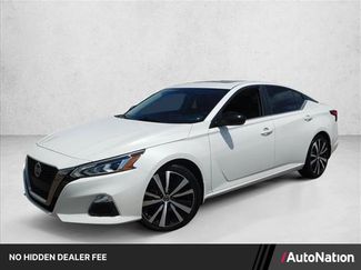 Used 2020 Nissan Altima 2.5 SR w/ Premium Package FWD video 1