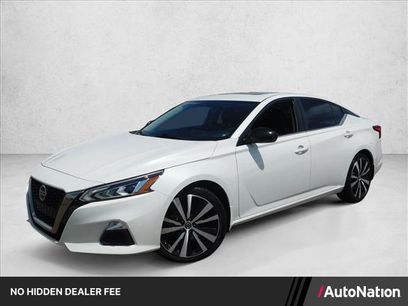 Used 2020 Nissan Altima 2.5 SR w/ Premium Package