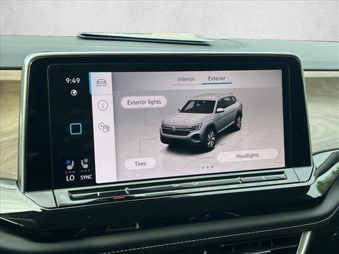 Used 2026 Volkswagen Atlas SE FWD image 19