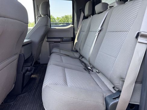 Used 2017 Ford F250 XLT w/ XLT Premium Package AWD/4WD image 10