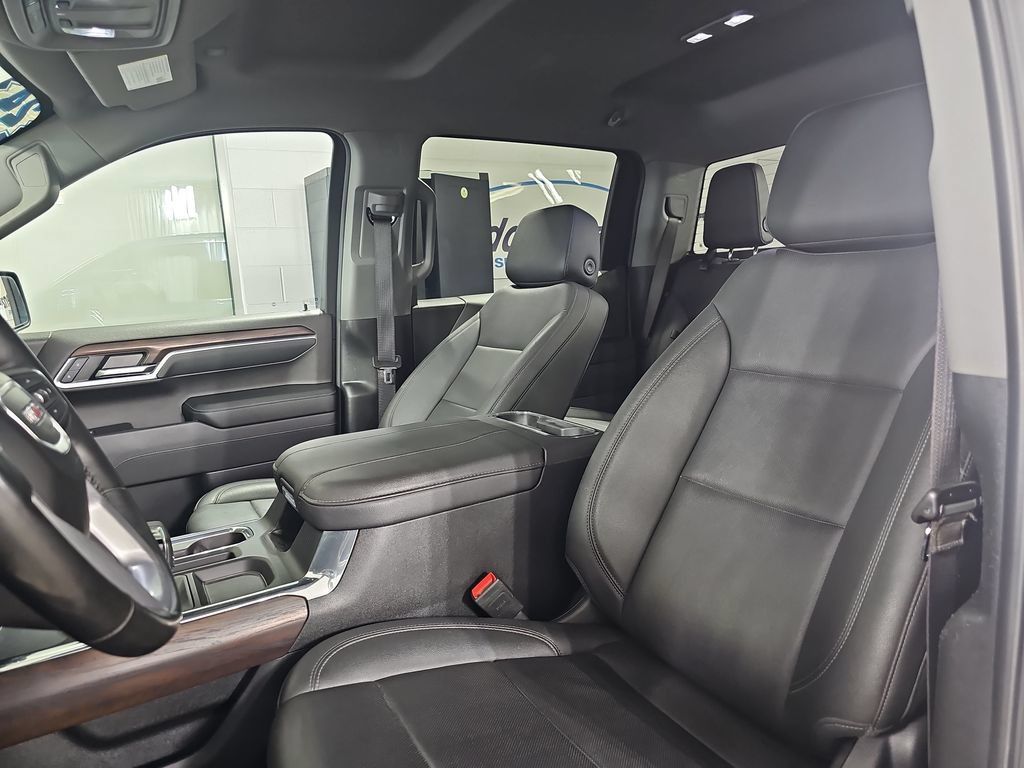 Certified 2024 GMC Sierra 1500 SLT w/ SLT Premium Package AWD/4WD image 18