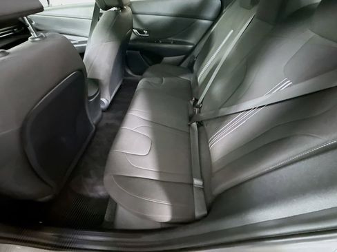 Certified 2023 Hyundai Elantra SEL w/ Convenience Package image 28