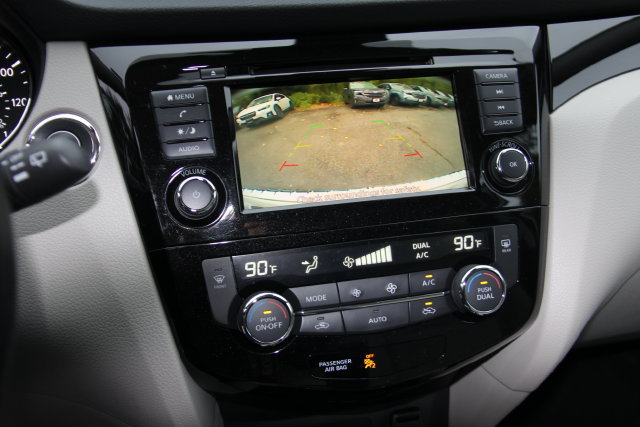 Used 2020 Nissan Rogue Sport SV w/ All-Weather Package AWD/4WD image 27