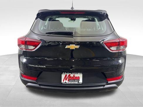 Used 2023 Chevrolet TrailBlazer LS FWD image 6