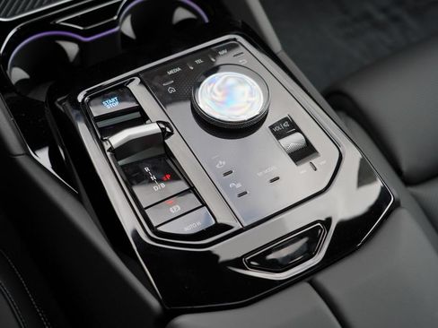 New 2026 BMW i5 M60 AWD/4WD image 18