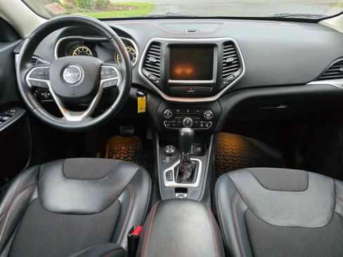 Used 2014 Jeep Cherokee Trailhawk w/ Trailer Tow Group image 17