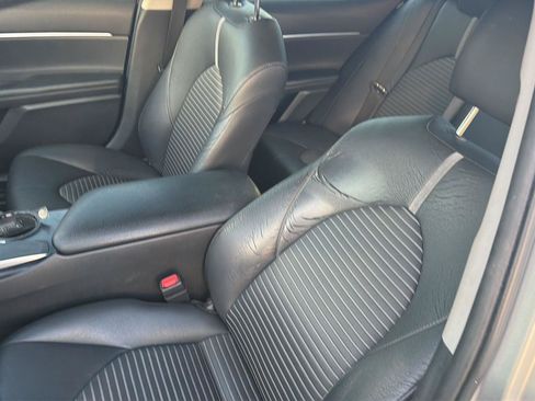 Used 2018 Toyota Camry SE w/ Convenience Package FWD image 27