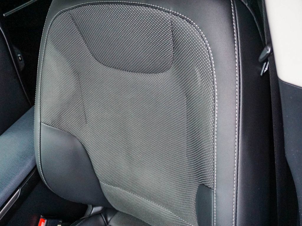 Certified 2023 Kia EV6 Light RWD image 21