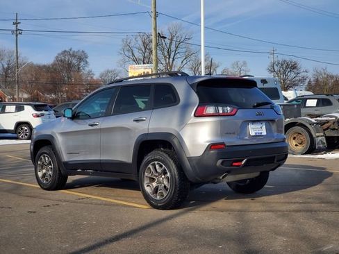 Certified 2020 Jeep Cherokee Trailhawk w/ Cold Weather Group image 3