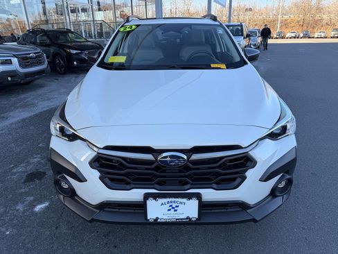 Certified 2024 Subaru Crosstrek 2.0i Premium image 8