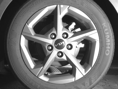 Used 2025 Kia K4 LXS image 14